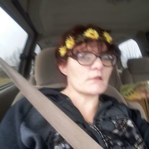 Meet your Posher, Leeann